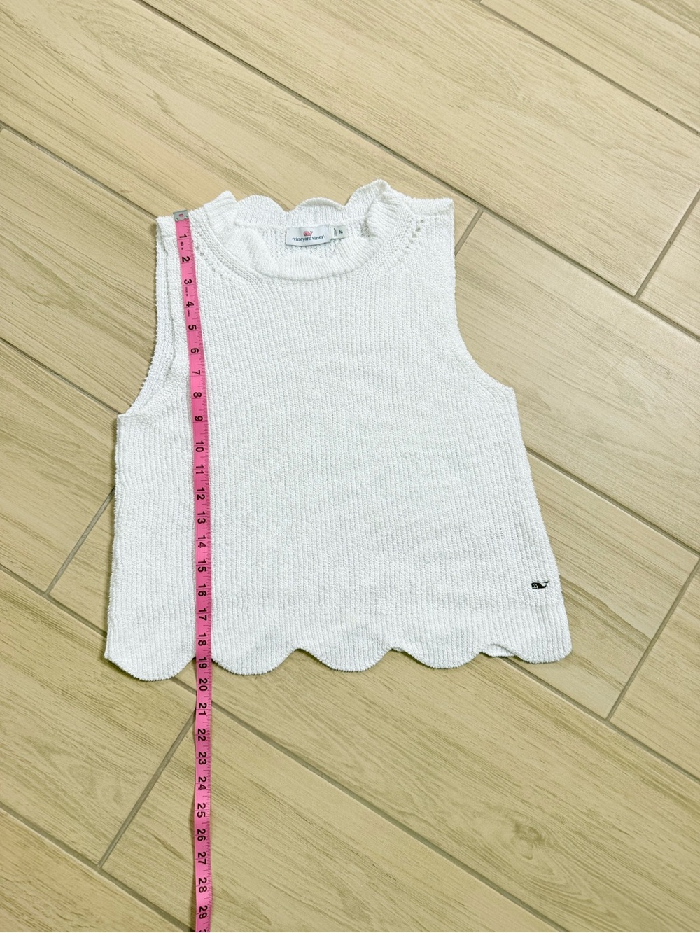 Vineyard Vines White Scalloped Sweater Tank Top Size S Preppy Coastal Knit Whale - Picture 6 of 7